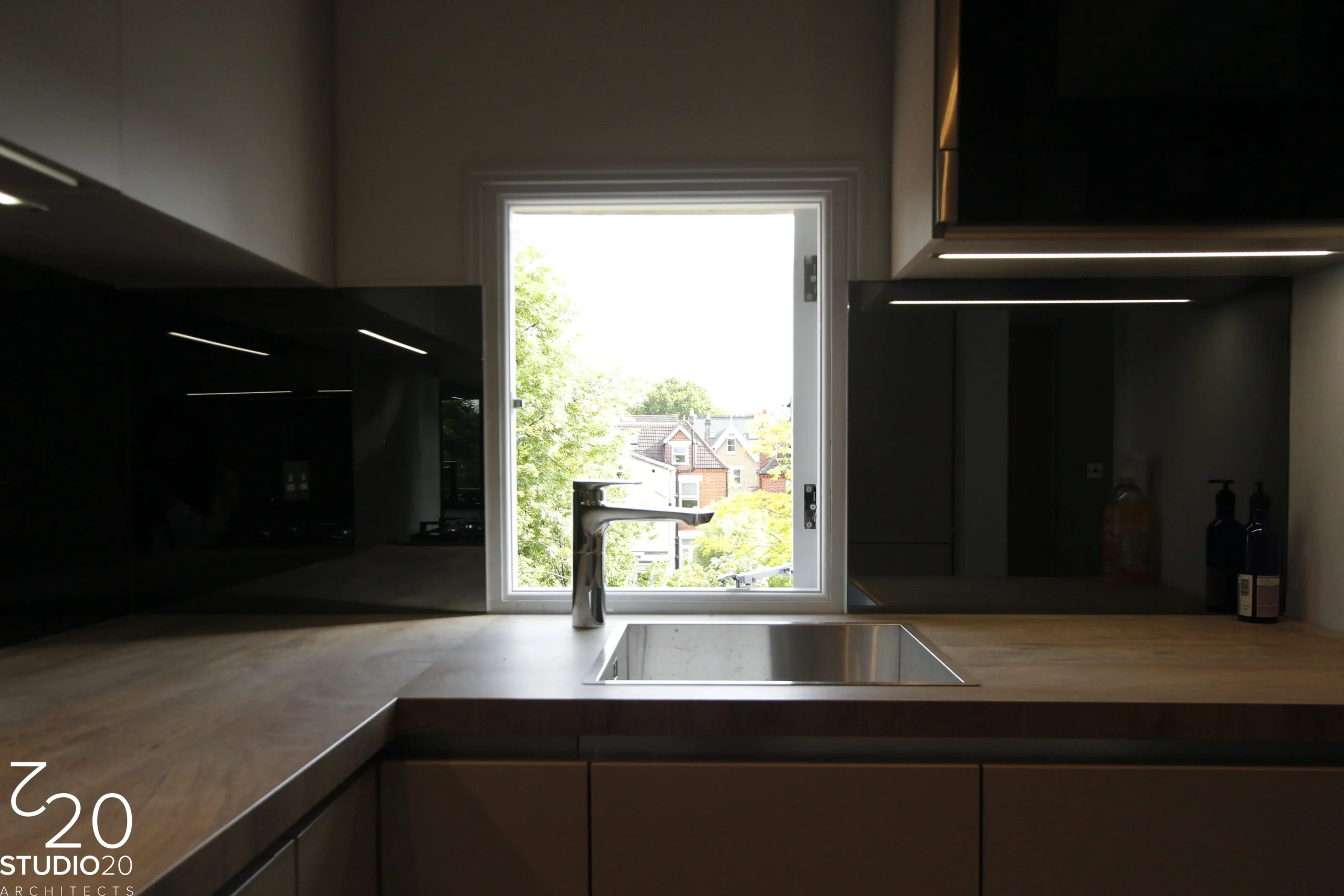 Streatham extension architects